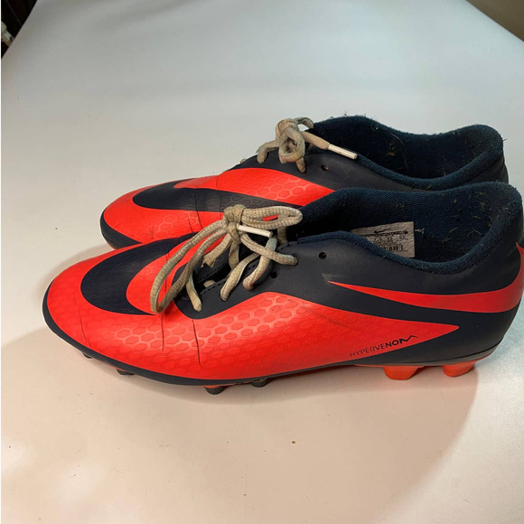 Nike Hypervenom Soccer Cleats Men\'s Size 10 main image 5